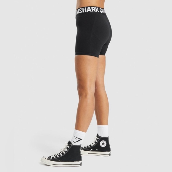 Gymshark | Flex Biker Shorts in Black/White Size Medium - Picture 2 of 9